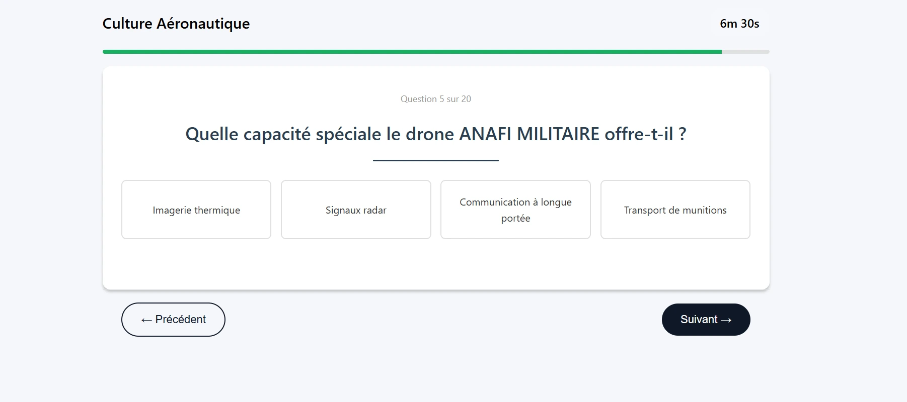 Question 5 sur 20 du test de culture aéronautique : capacité spéciale du drone ANAFI MILITAIRE, quatre propositions