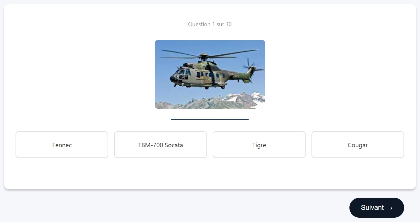 Question 1 sur 30 : hélicoptère de manoeuvre en vol, quatre propositions dont Cougar