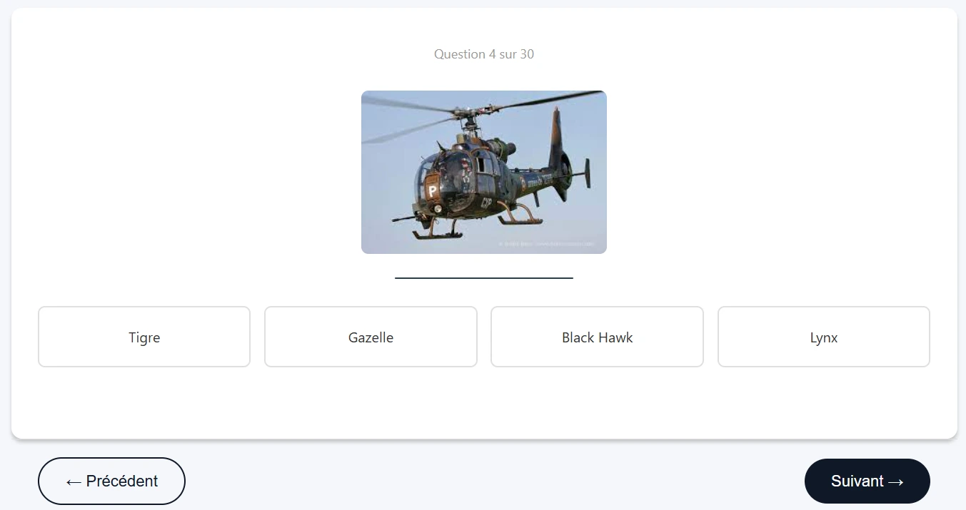 Question 4 sur 30 : hélicoptère léger en vol, quatre propositions dont Gazelle